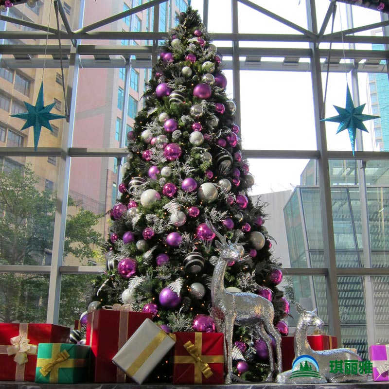 香港某商城大型圣诞树